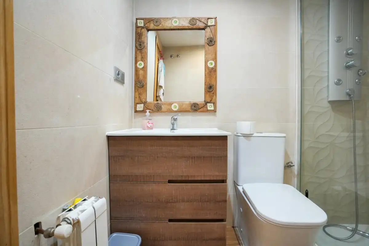 Baño de Casa adosada en venta en Meco con Aire acondicionado, Calefacción y Jardín privado