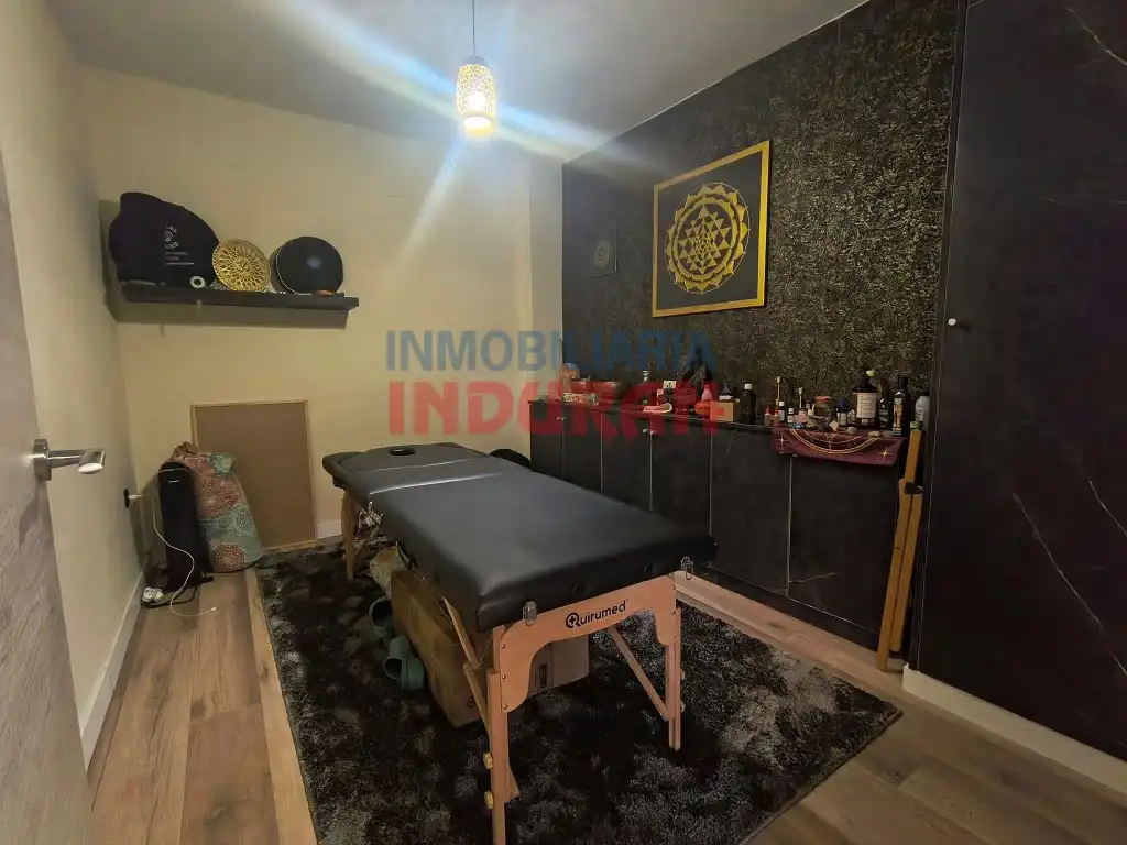 Local comercial de lloguer a Calle Ronda Sur, imagen 4