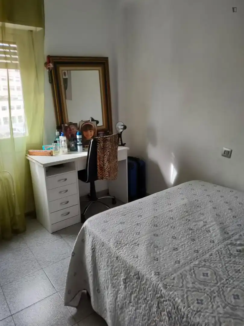 Bedroom of Apartments for share in Alicante / Alacant  with Furnished, Oven and Washing machine