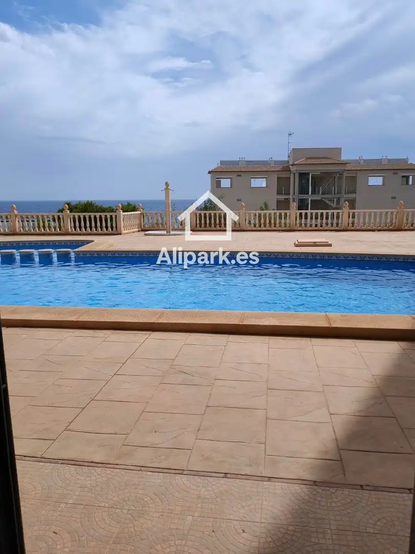 Piscina de Pis en venda en Villajoyosa / La Vila Joiosa amb Aire condicionat, Terrassa i Traster