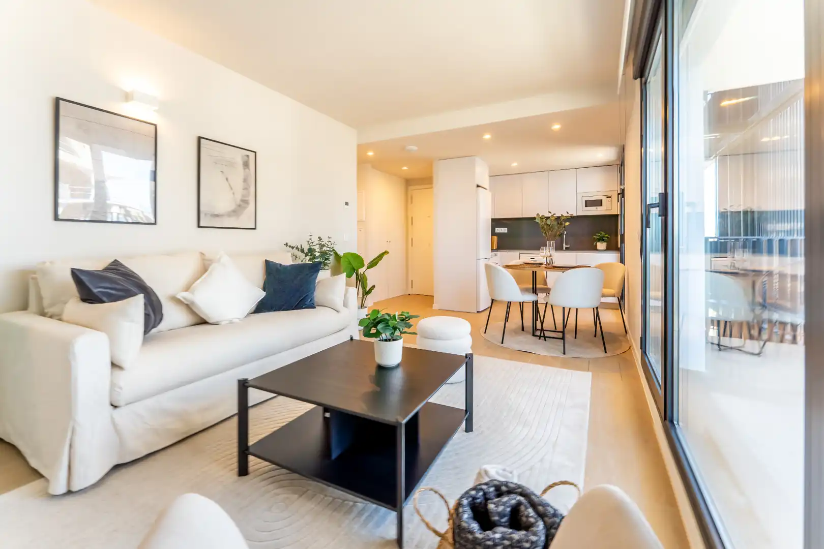 Living room of Flat for rent in Alcalá de Henares  with Air Conditioner, Private garden and Terrace