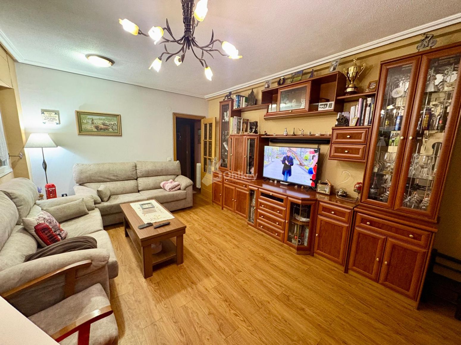 Sala de estar de Piso en venta en Villablino con Calefacción, Trastero y Amueblado