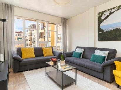 Living room of Flat to rent in  Barcelona Capital  with Air Conditioner, Heating and Furnished