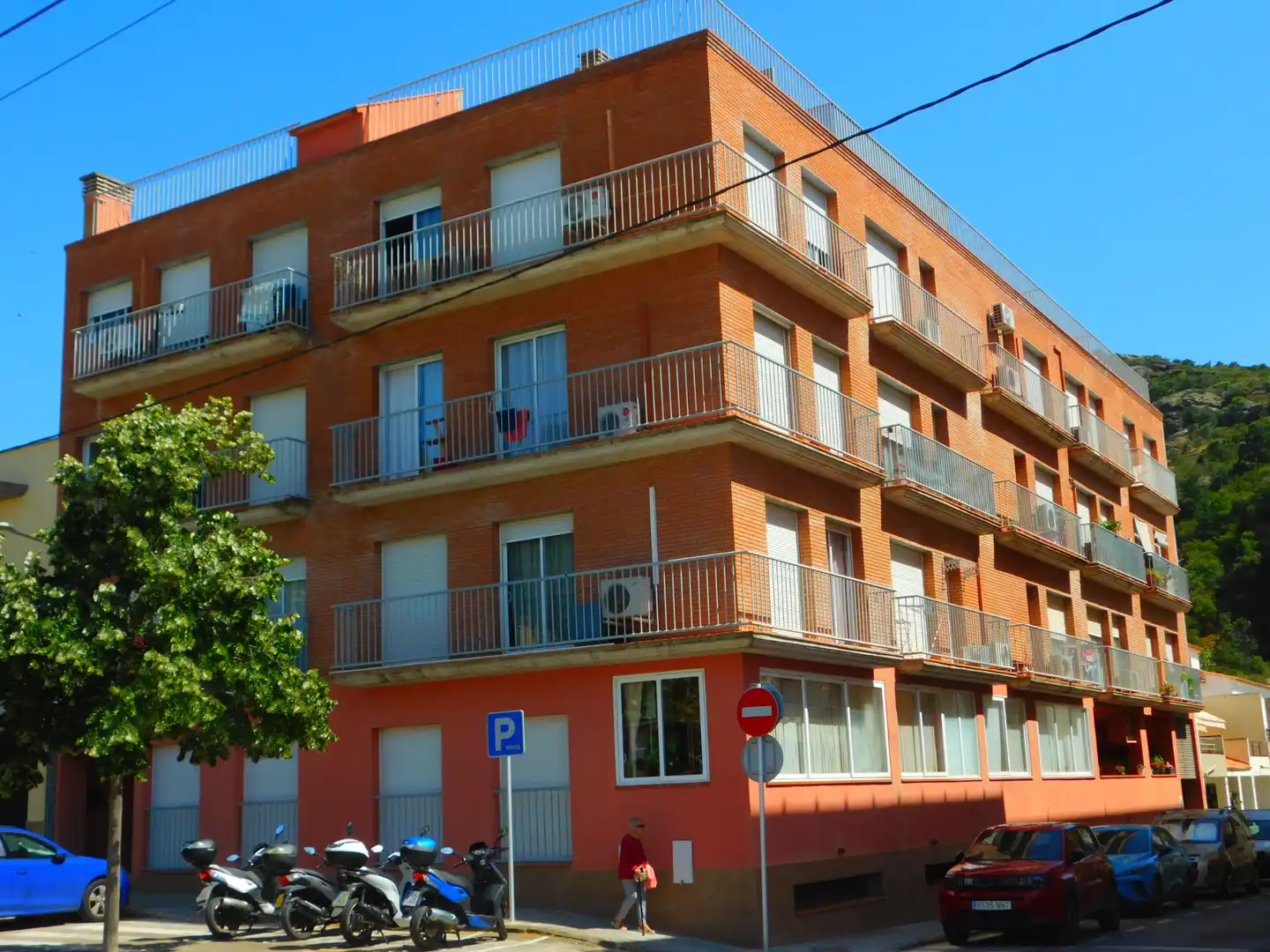 Vista exterior de Pis en venda en Roses amb Aire condicionat, Parquet i Traster