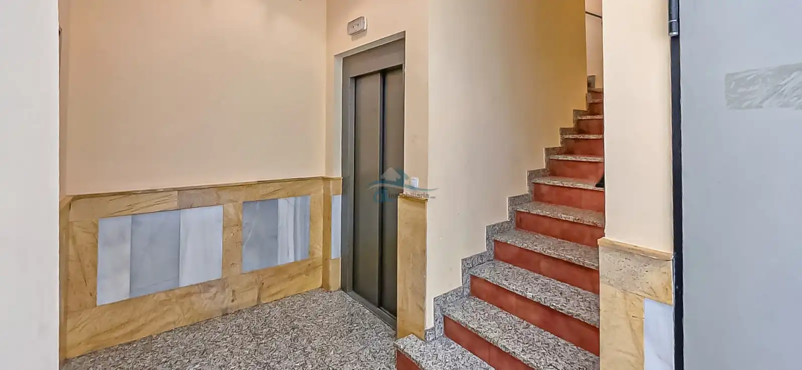 Piso en venta en Linares con Aire acondicionado, Calefacción y Amueblado