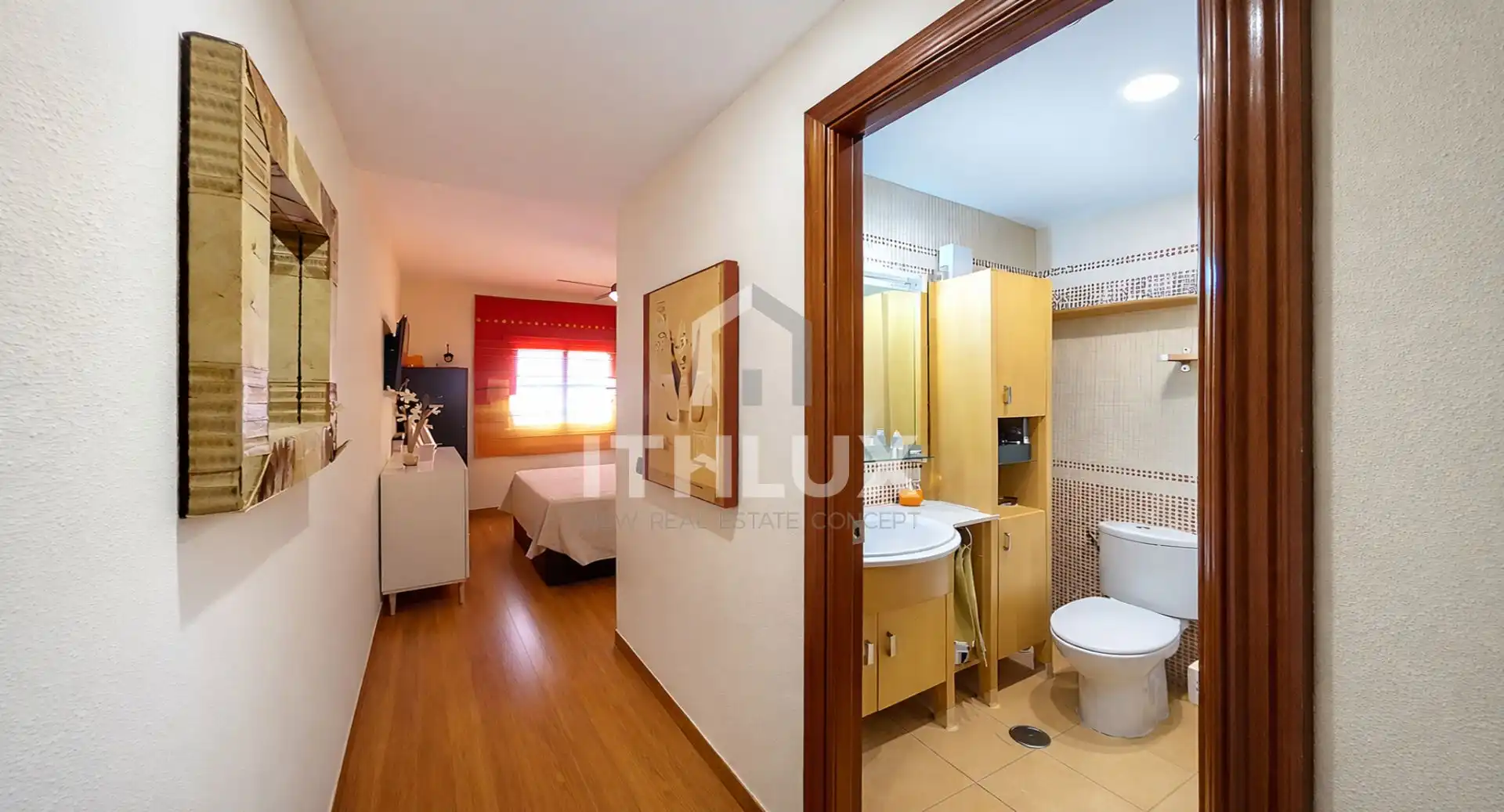 Bedroom of Flat for sale in Sevilla  with Air Conditioner and Terrace