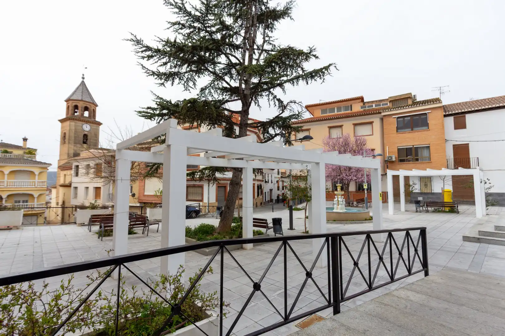 Vista exterior de Casa o xalet en venda en Padul amb Terrassa, Traster i Balcó