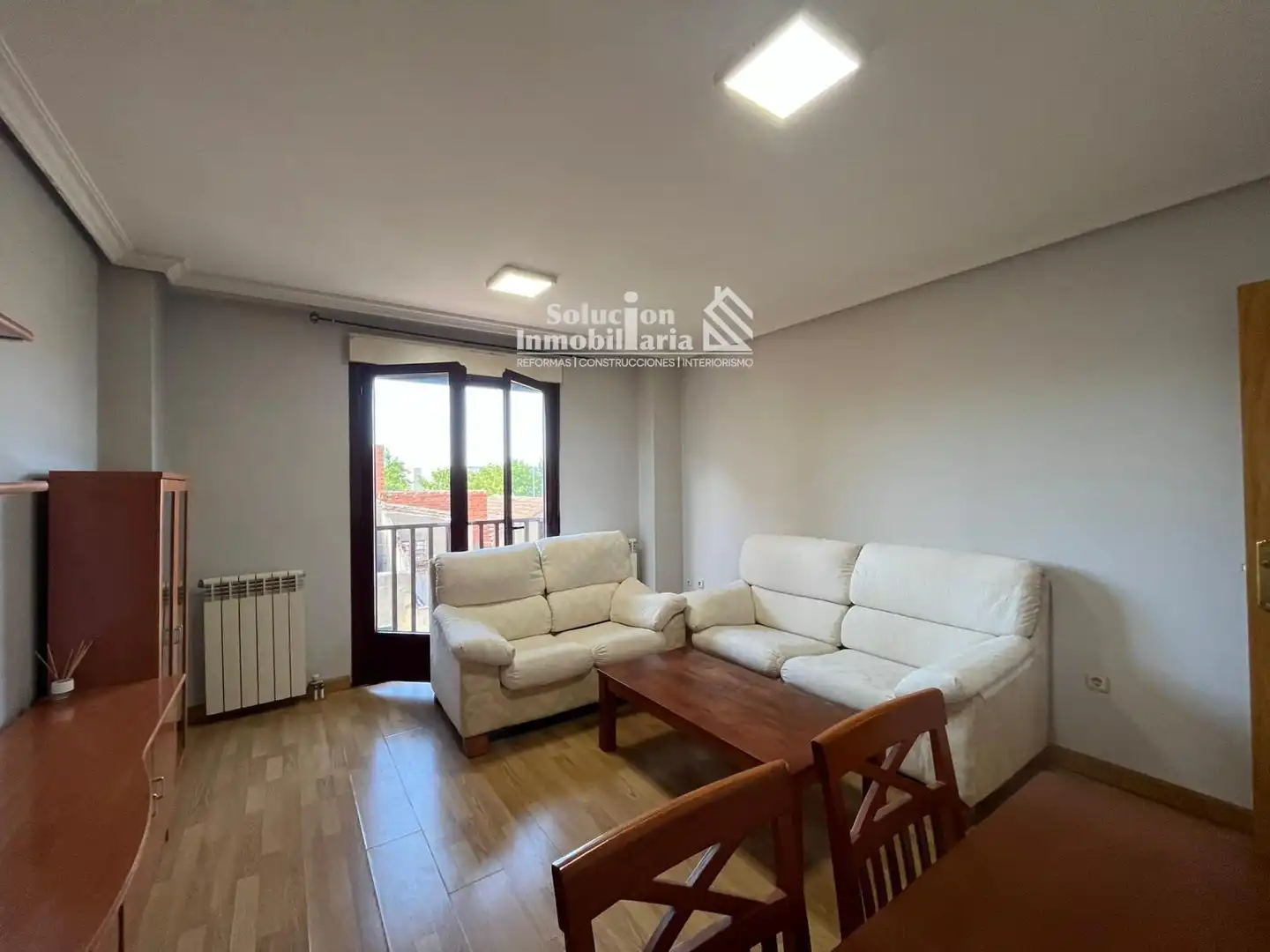Sala de estar de Piso en venta en Salamanca con Calefacción, Terraza y Amueblado