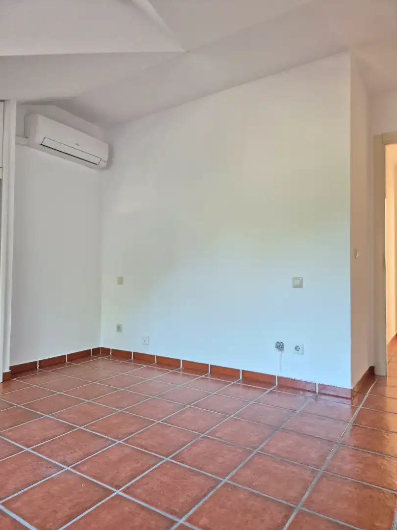 Wohnung zur Miete in Las Rozas de Madrid mit Klimaanlage, Heizung und Terrasse