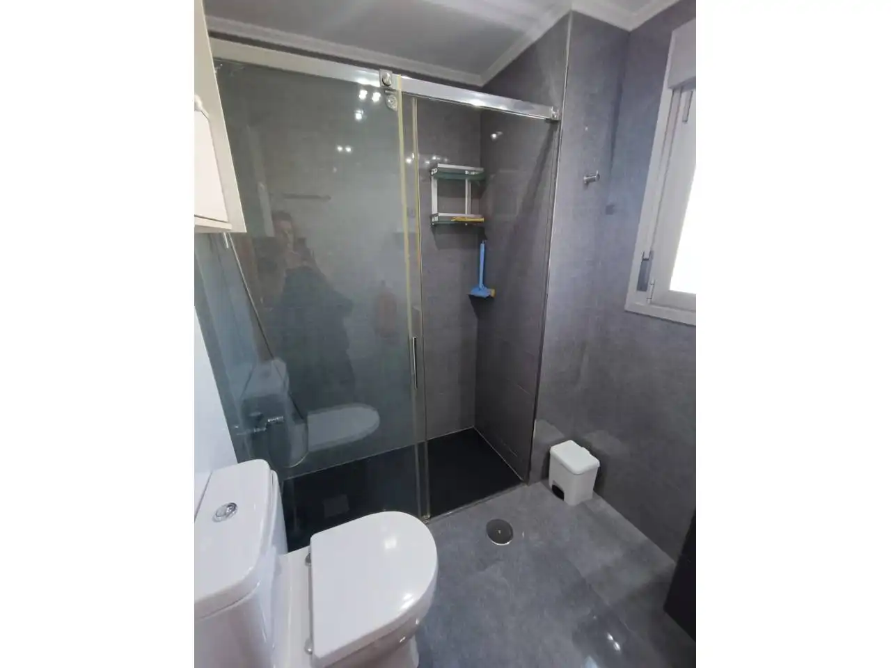 Bathroom of Flat for rent in Fuenlabrada  with Air Conditioner, Heating and Parquet flooring