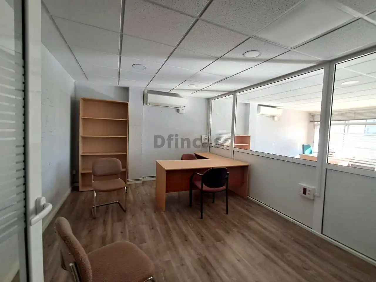 Oficina de alquiler en Teruel