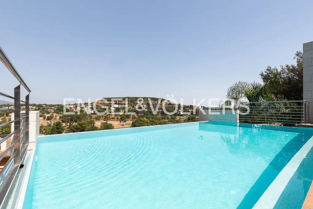 Casa con piscina en venta en El Bosque, imagen 62