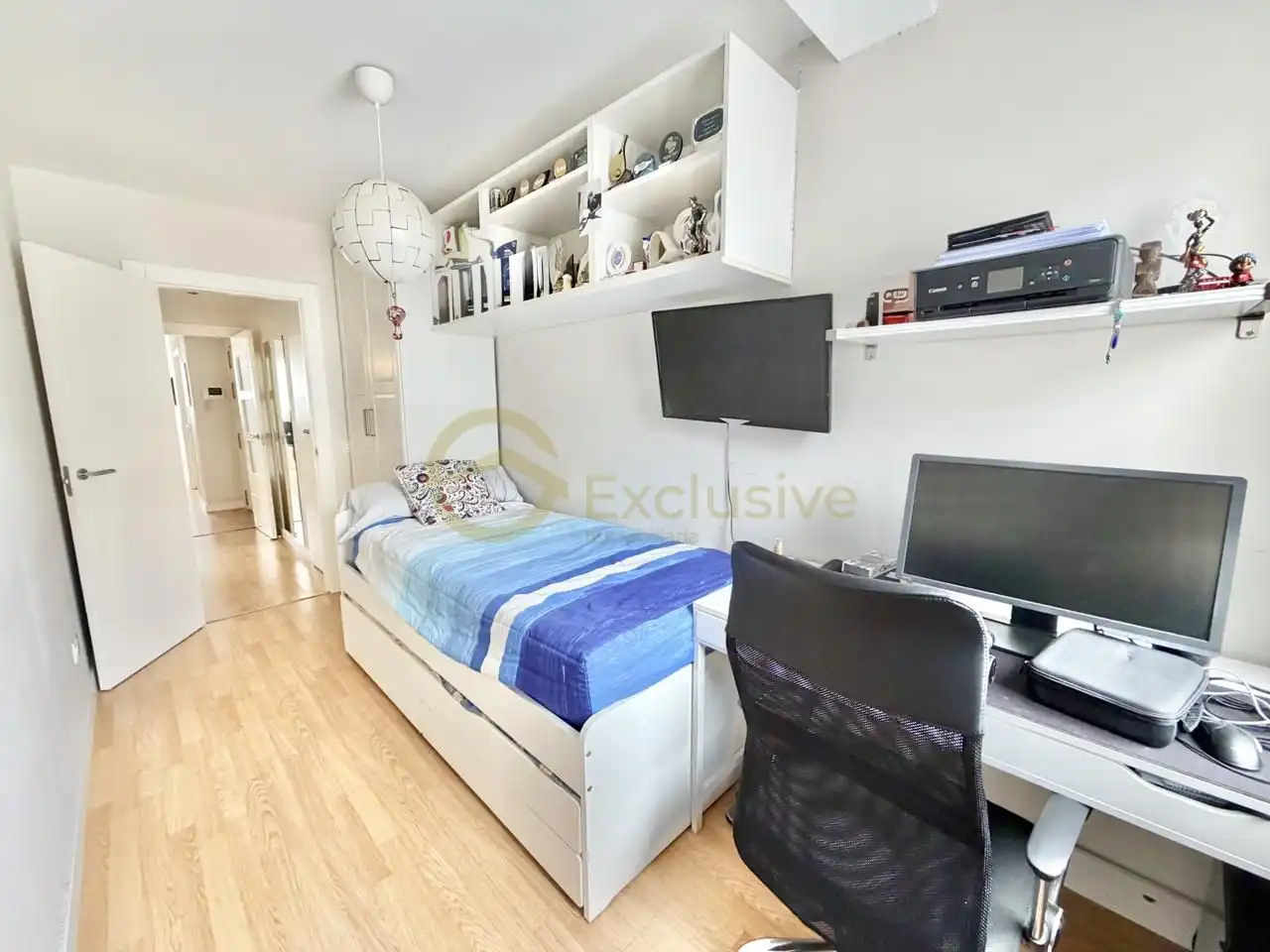 Bedroom of Flat for rent in Avilés