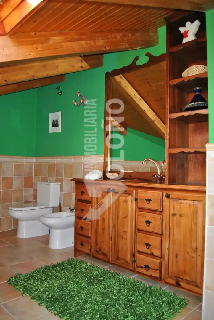 Bany de Casa adosada en venda en Leza amb Calefacció, Jardí privat i Parquet