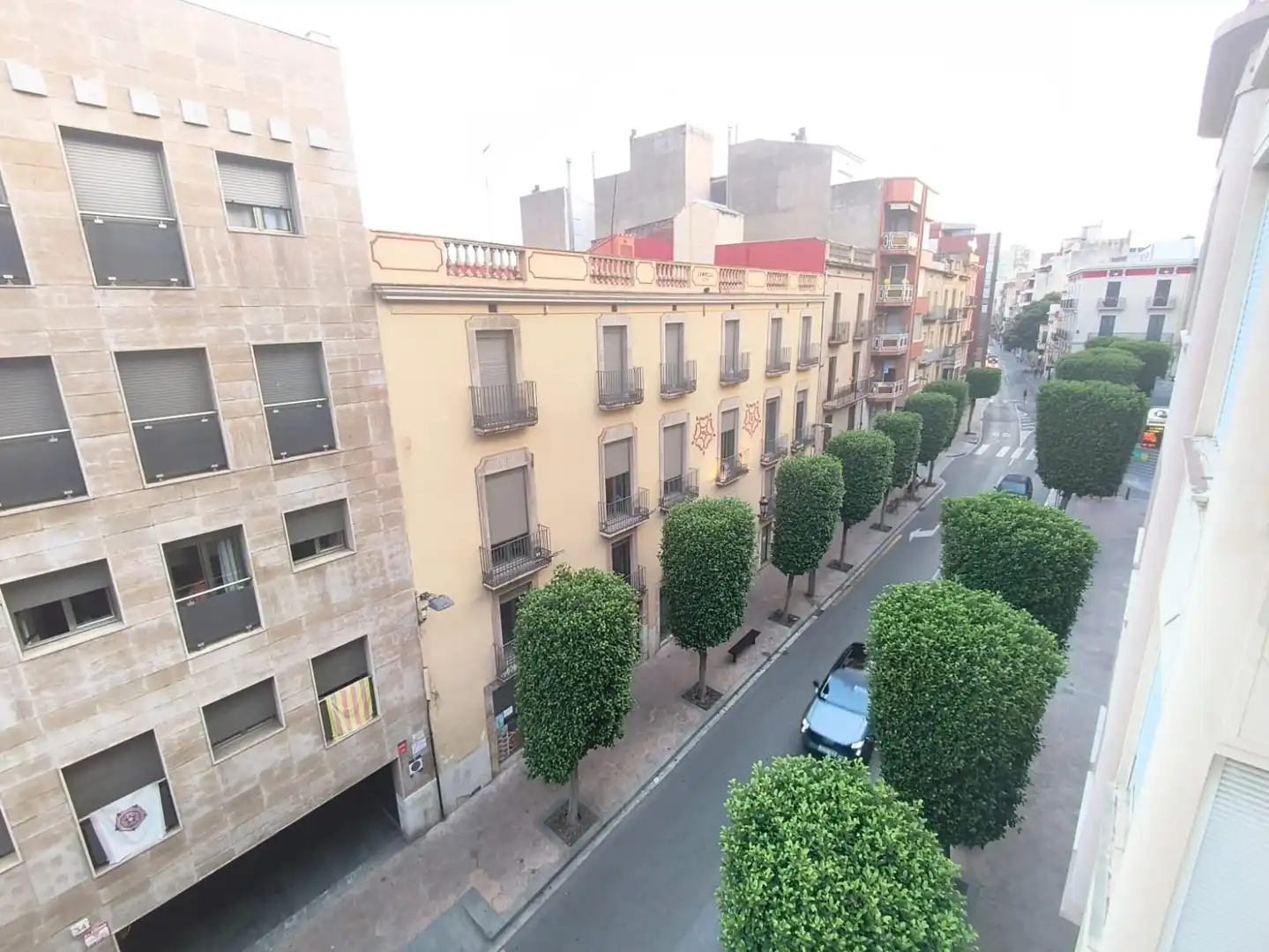 Exterior view of Flat for sale in Reus  with Parquet flooring, Storage room and Oven