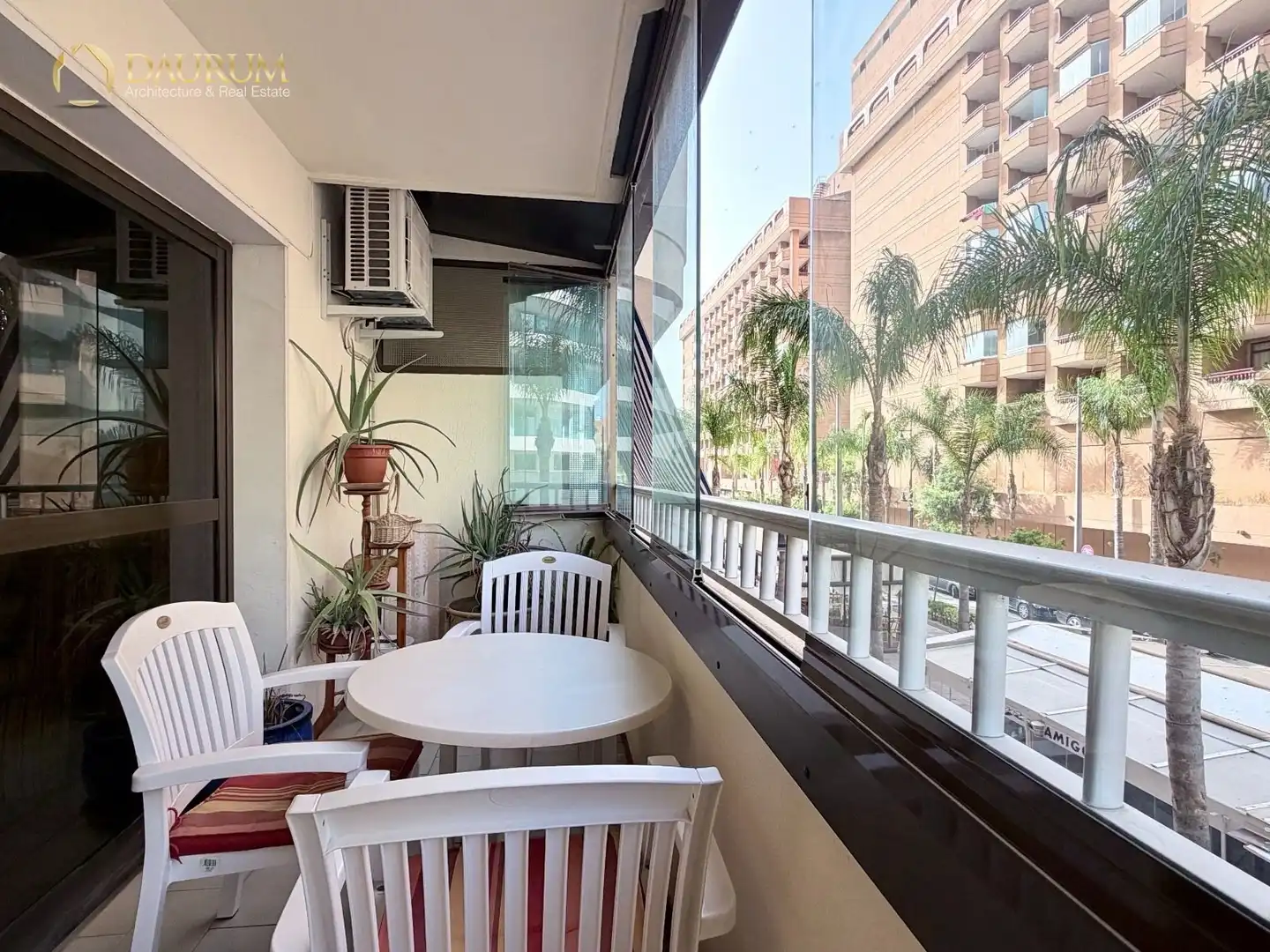 Piso con ascensor en venta en CALLE MARTÍNEZ CATENA