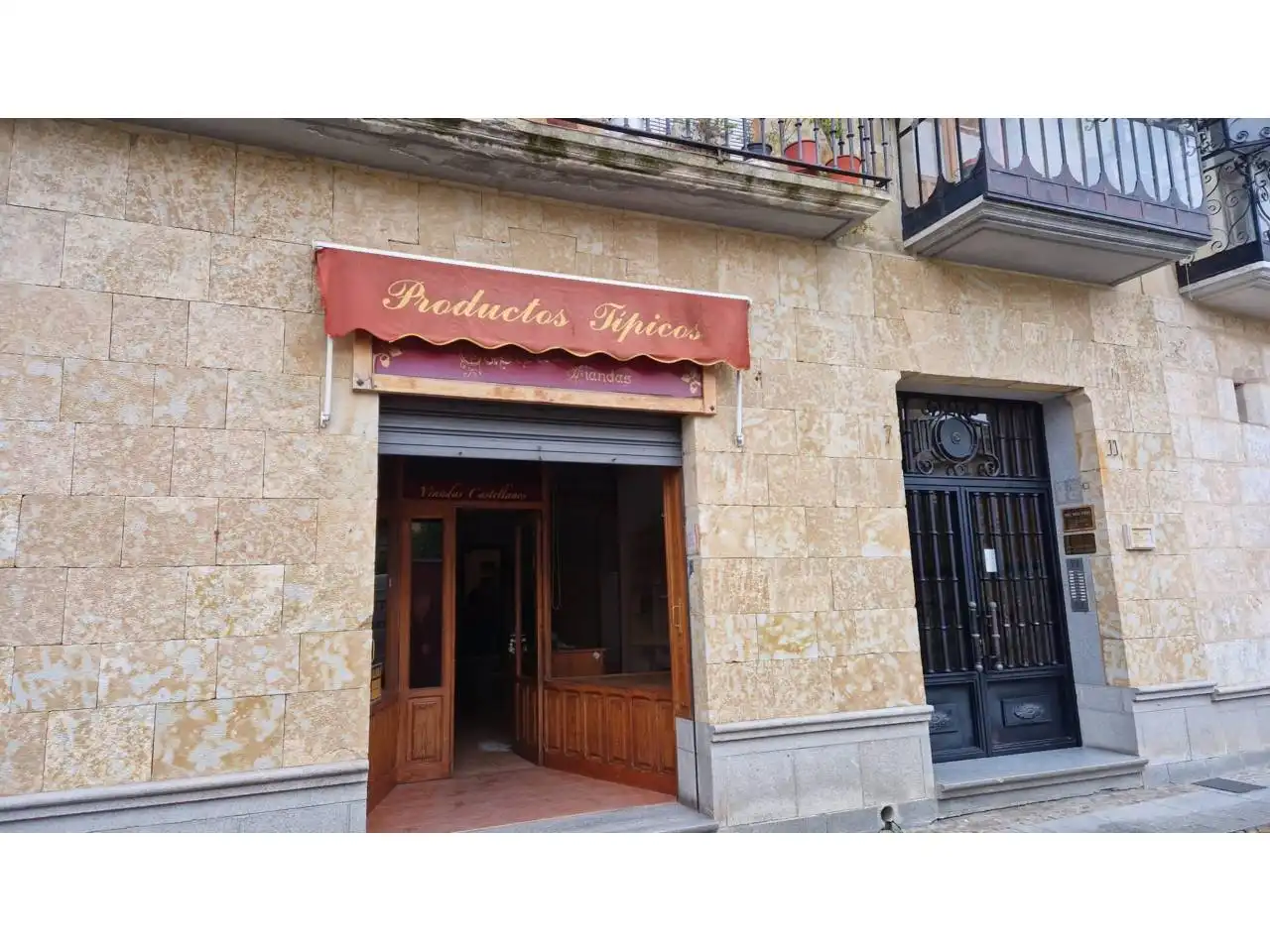 Local comercial en venda a Calle SANCHEZ ARJONA 9