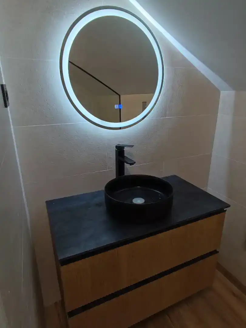 Badezimmer von Dachboden zur Miete in Barcelona mit Klimaanlage