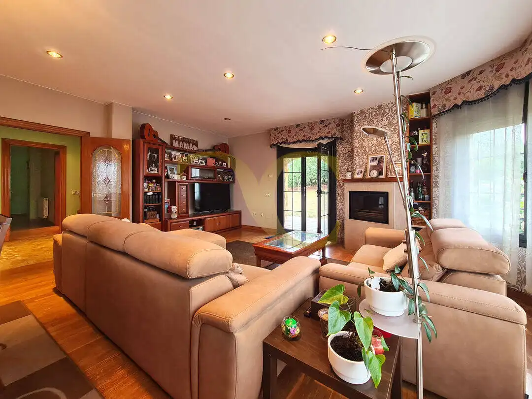 Living room of Houses for sale in Gijón   with Heating, Private garden and Terrace