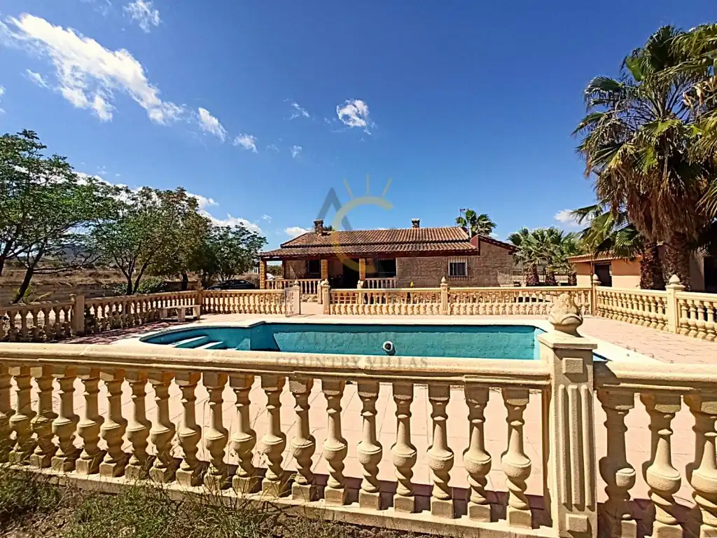 Xalet amb piscina en venda a Camino Tolomó, imagen 2