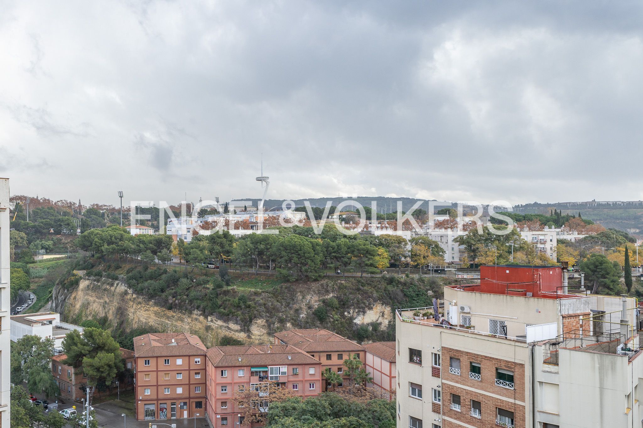 Vista exterior de Ático en venta en  Barcelona Capital con Calefacción