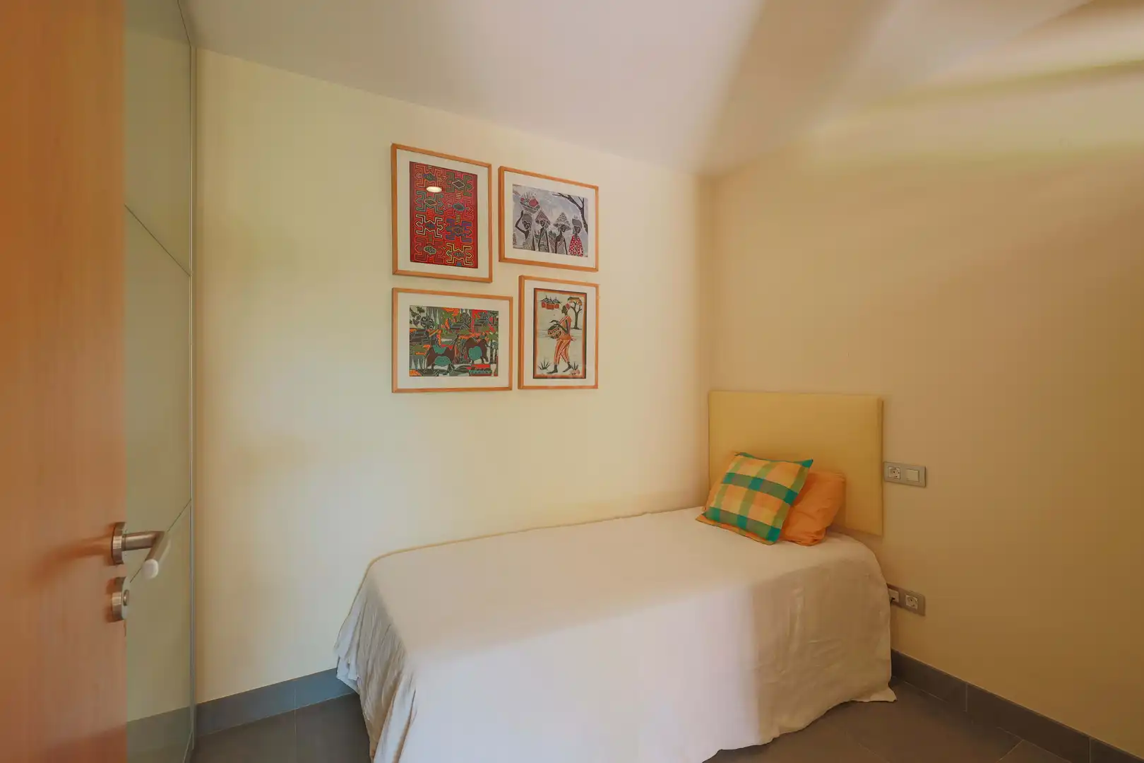 Dormitori de Casa o xalet en venda en Tarragona amb Aire condicionat, Calefacció i Terrassa