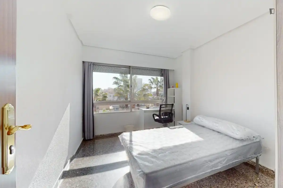Habitación en Zona Avenida al Vedat