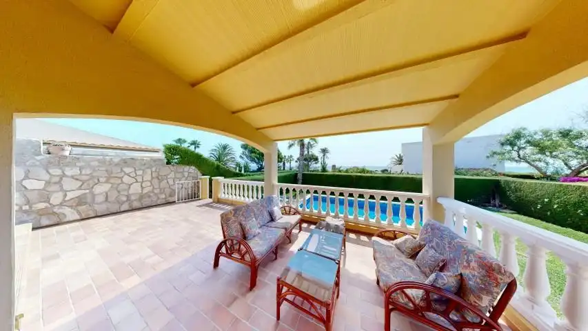 Terrassa de Casa o xalet en venda en L'Ametlla de Mar  amb Aire condicionat, Jardí privat i Terrassa