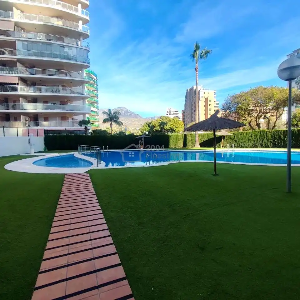 Schwimmbecken von Wohnung zum Verkauf in Villajoyosa / La Vila Joiosa mit Klimaanlage, Terrasse und Abstellraum