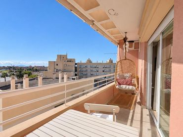 Piso con ascensor en venta en Calle Maestro Alfosea