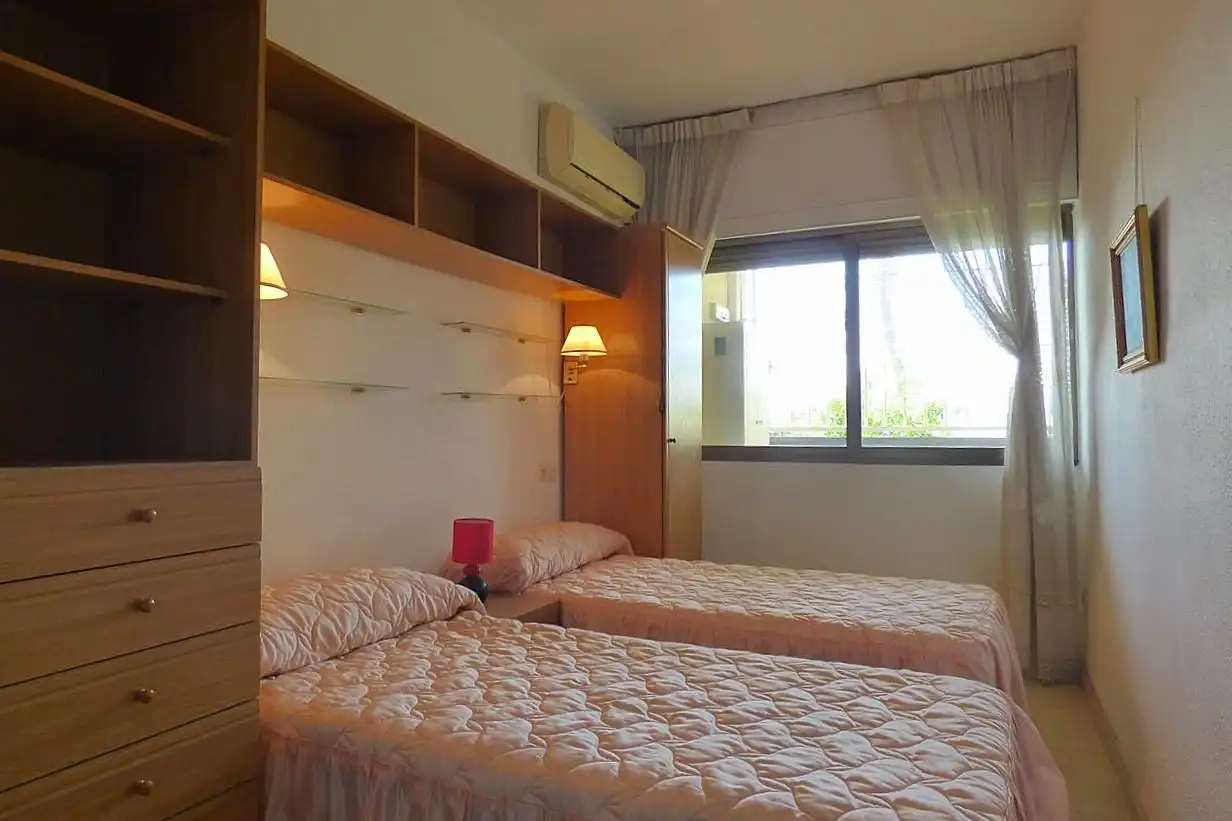 Schlafzimmer von Maisonette zum Verkauf in Benidorm mit Klimaanlage, Terrasse und Möbliert