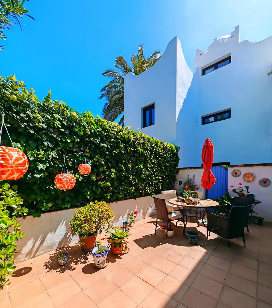Country homes for sale in Zahora
