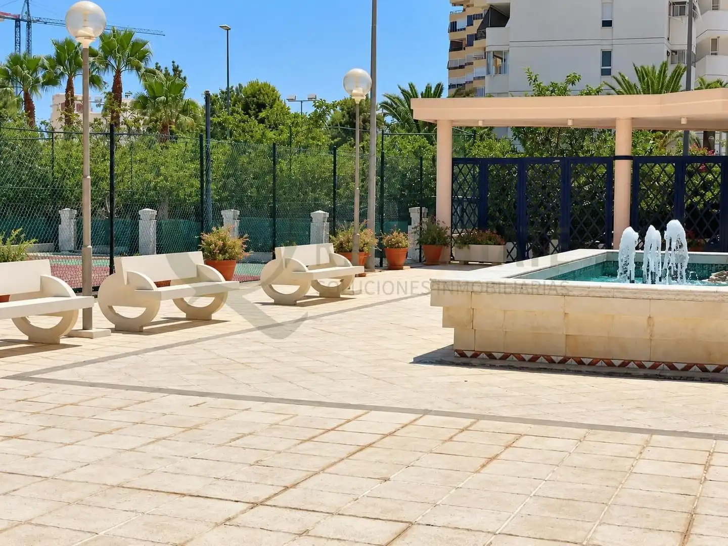 Piscina de Piso en venta en Playa de San Juan - El Cabo de las Huertas
