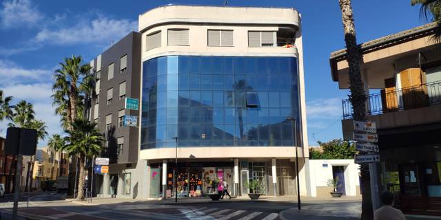 Oficina en Alquiler en C/ Miguel Hernández en Turís