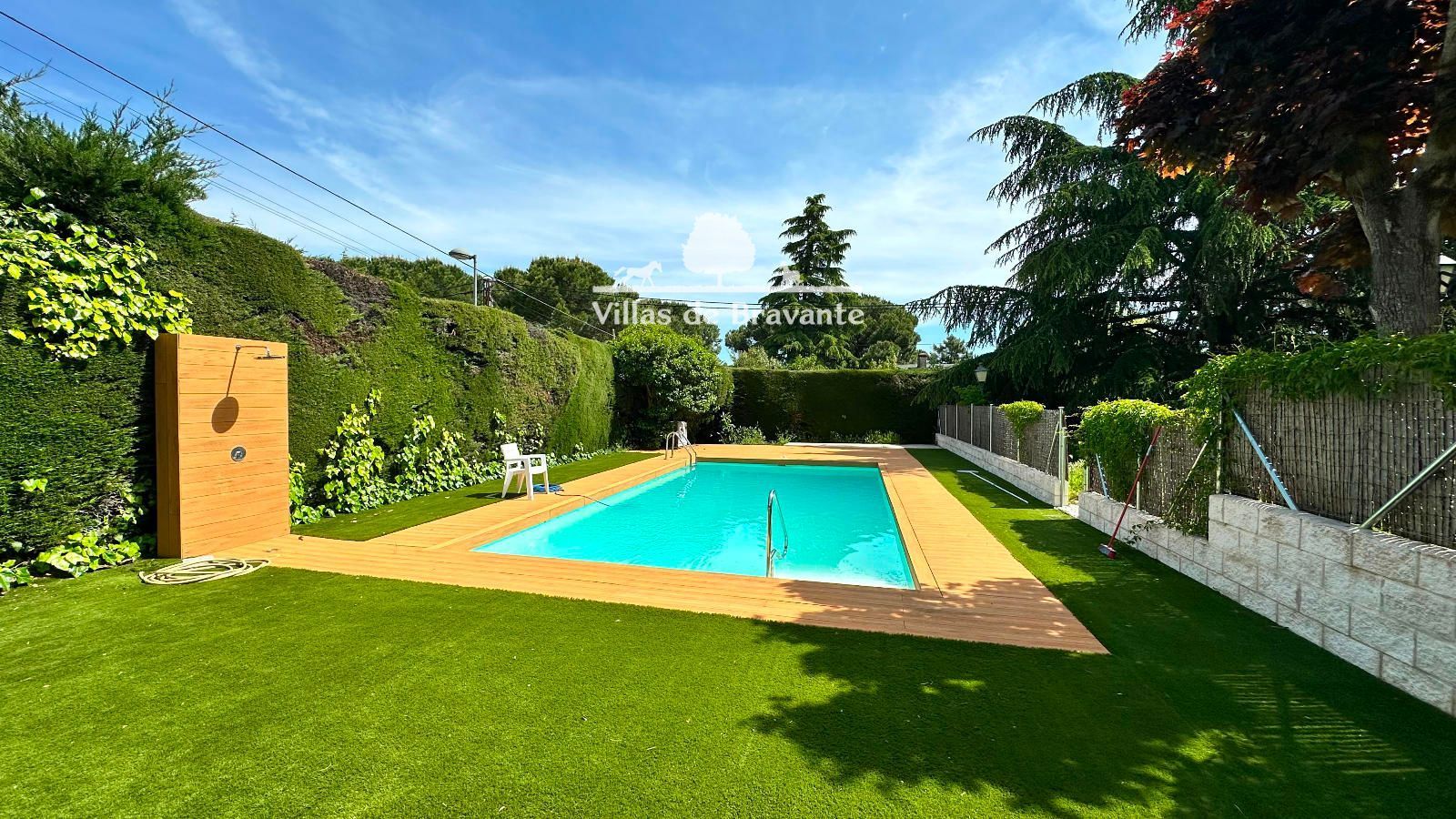 Piscina de Casa o chalet en venta en Galapagar con Aire acondicionado, Calefacción y Jardín privado