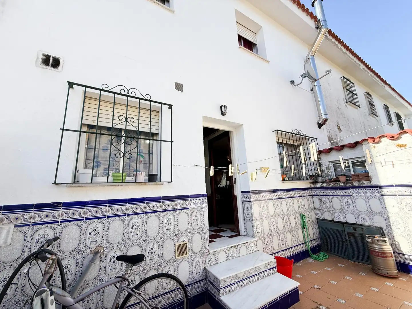 Exterior view of Houses for sale in Puerto Real  with Air Conditioner and Balcony