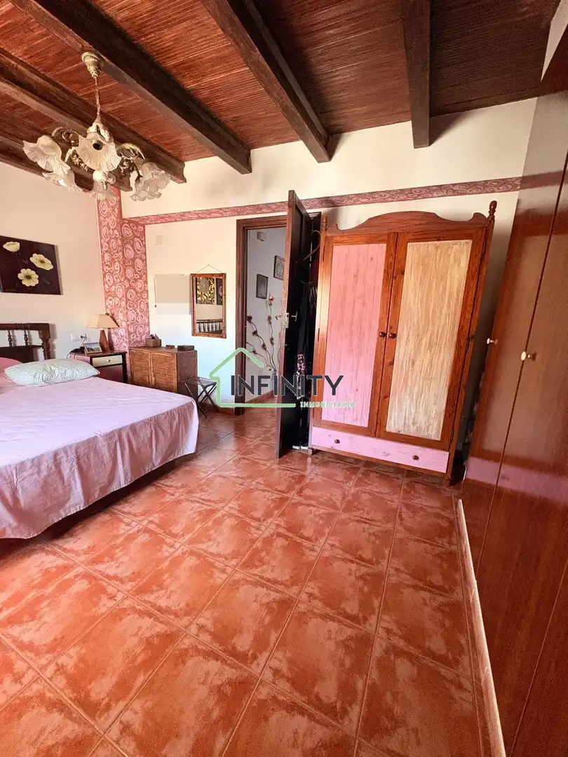Dormitori de Casa o xalet en venda en Vilallonga / Villalonga amb Aire condicionat, Calefacció i Moblat