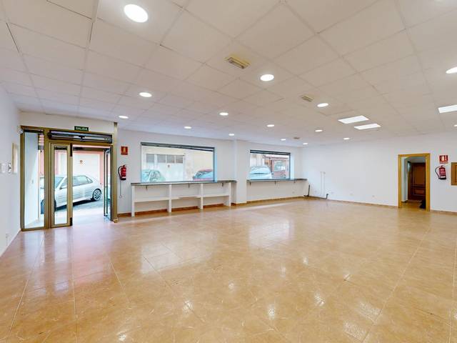 Local comercial en Alquiler en Mariñeiro Chila, 5 en Foz