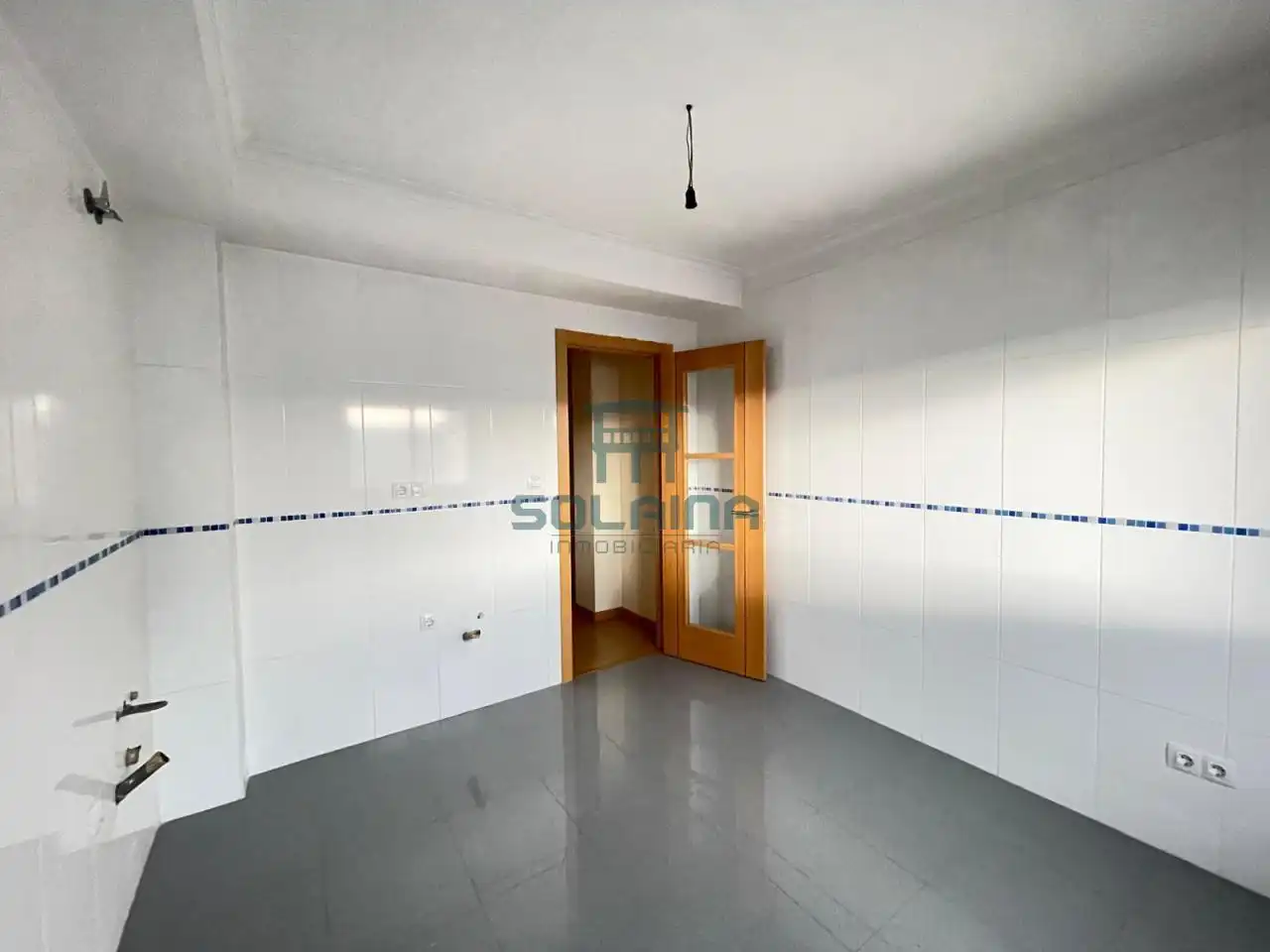Flat with lift for sale in San Cibrao das Viñas, imagen 5