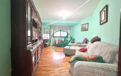 Living room of Flat for sale in Ourense Capital   with Heating and Storage room