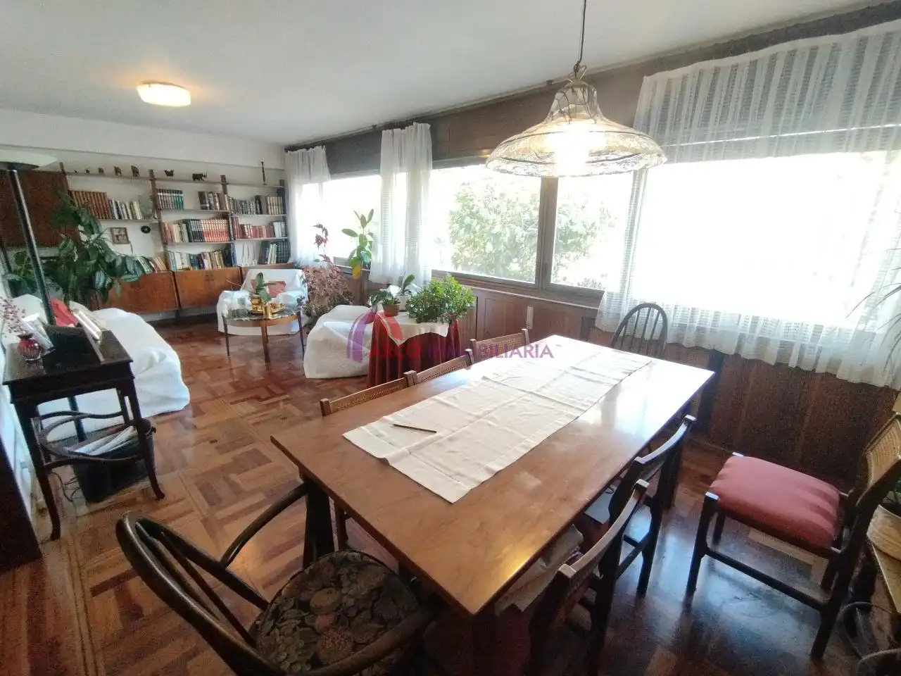 Sala de estar de Piso en venta en Casco Antiguo