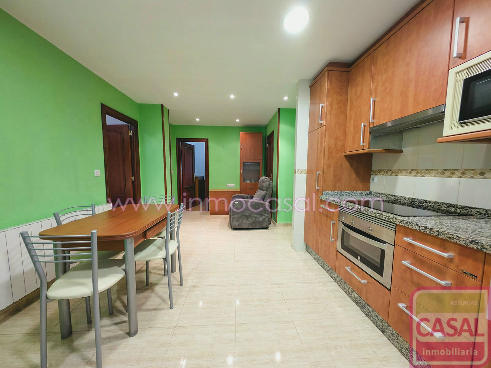 Cuina de Pis en venda en Aller amb Calefacció, Traster i Moblat