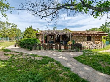 Casa rustica con balcone in vendita a Miraflores de la Sierra