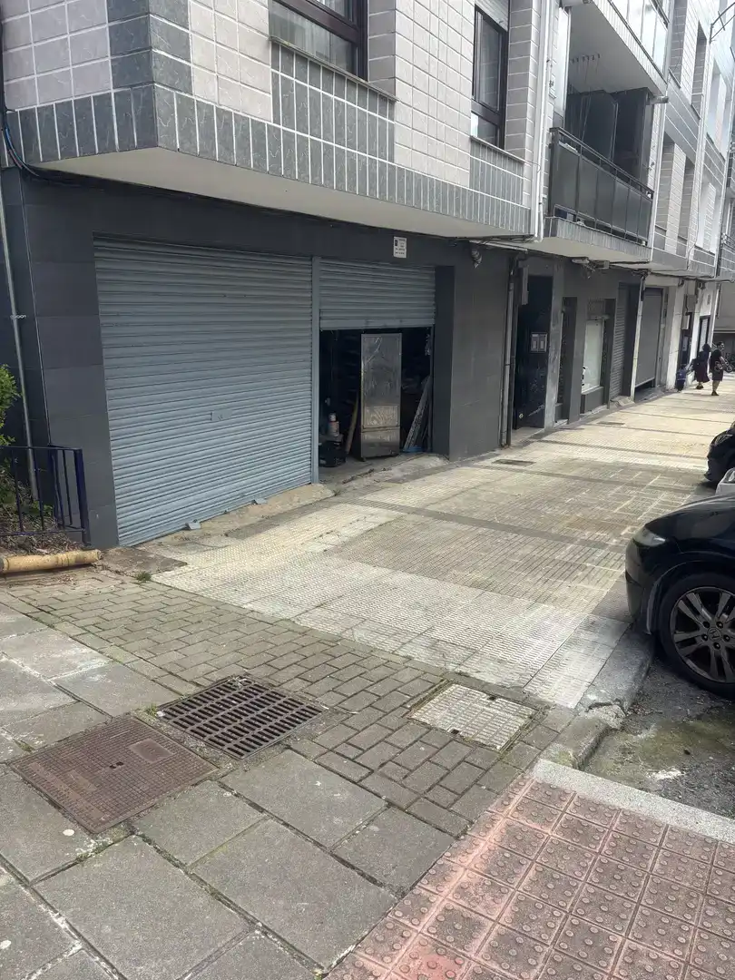 Planta baixa en venda en Portugalete amb Jardí privat