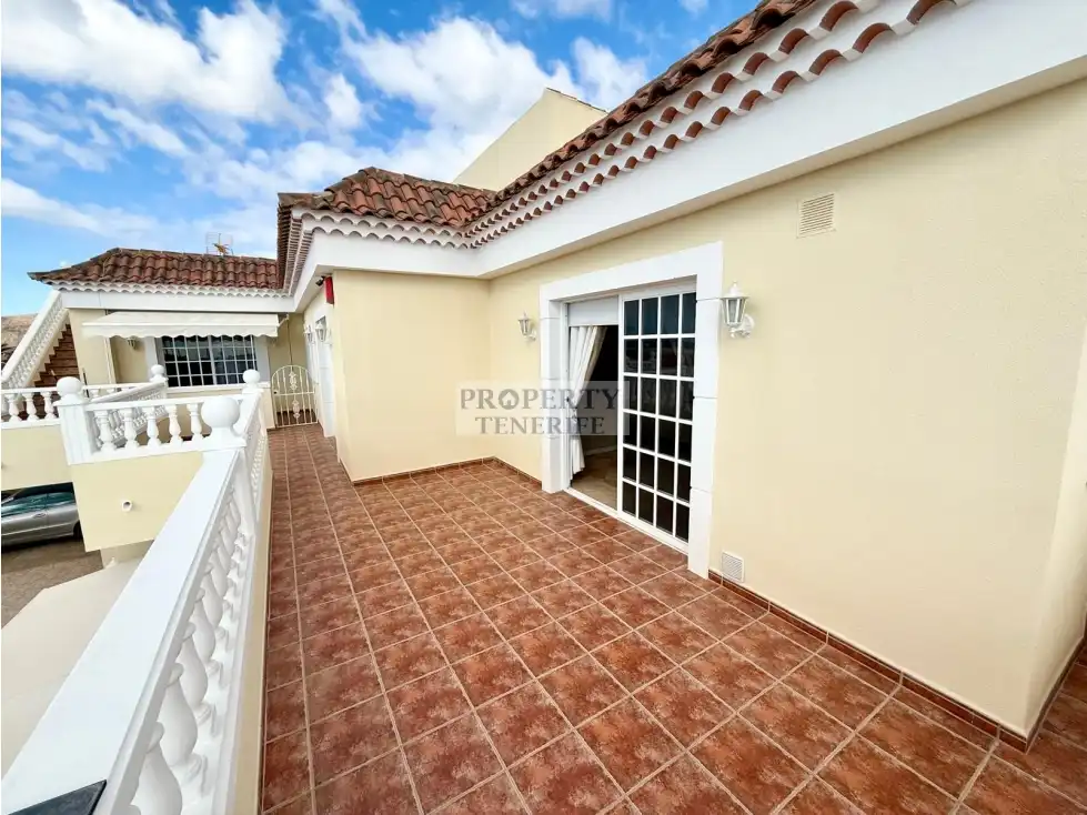 Terraza de Casa o chalet en venta en Arona con Terraza, Piscina y Amueblado