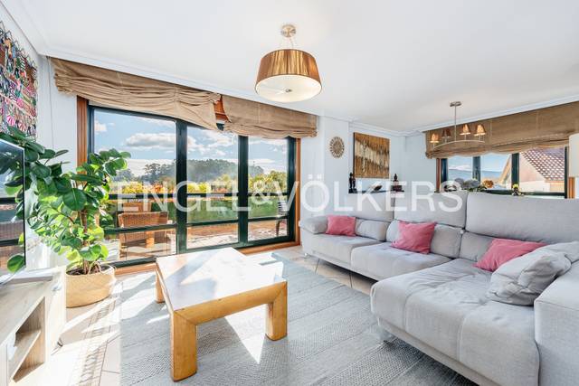 Casa adosada en Venta en Nigrán centro