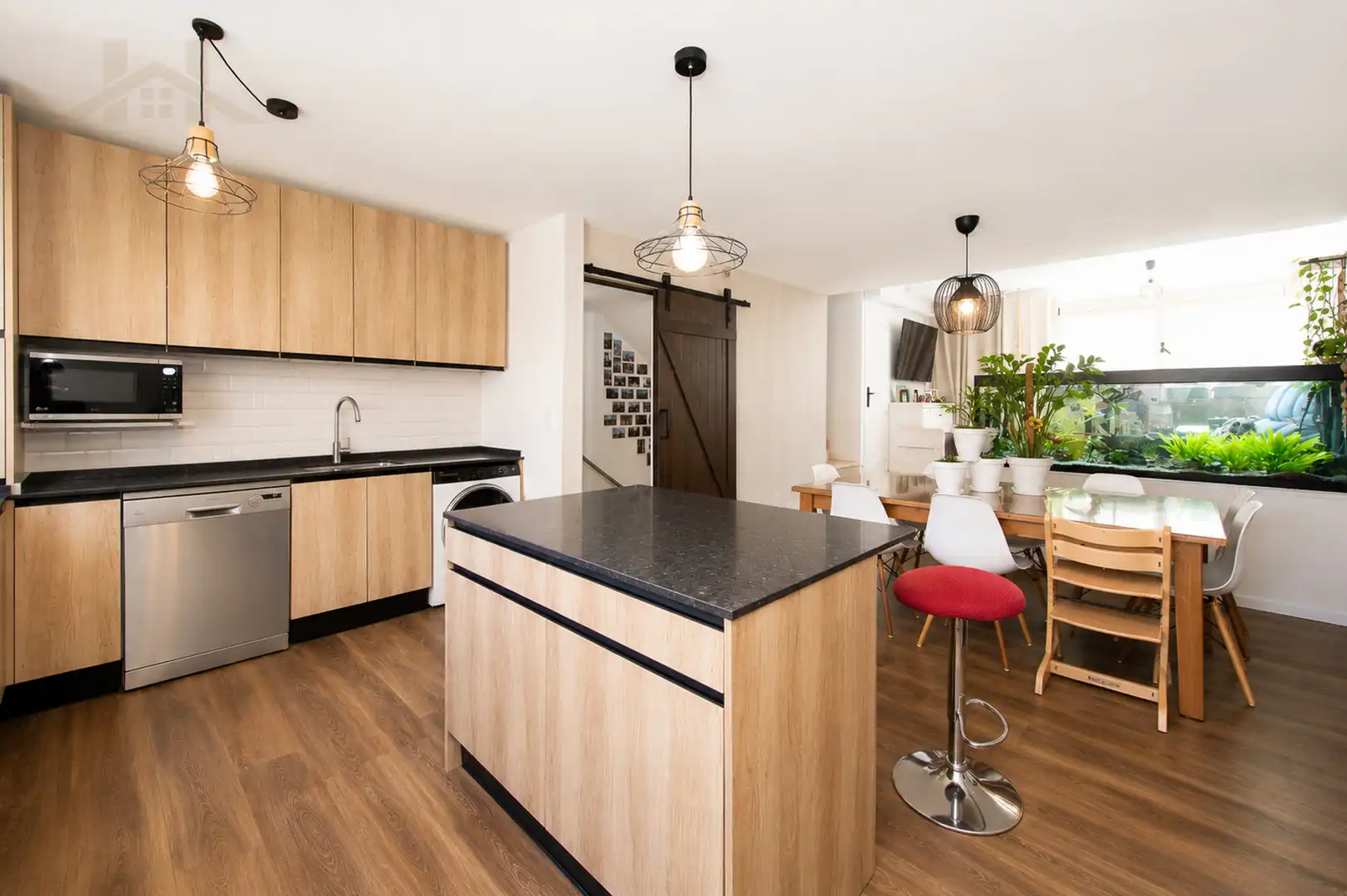 Cocina de Casa adosada en venta en Alcobendas con Aire acondicionado, Calefacción y Jardín privado