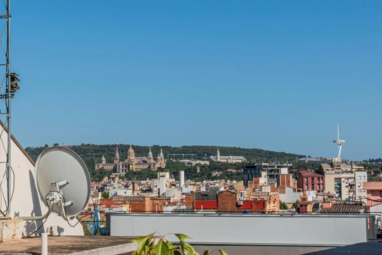 Vista exterior de Piso en venta en Barcelona con Aire acondicionado, Calefacción y Parquet