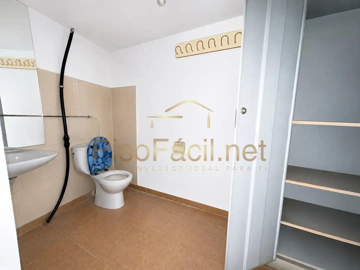 Baño de Nave industrial en venta en Casarrubuelos