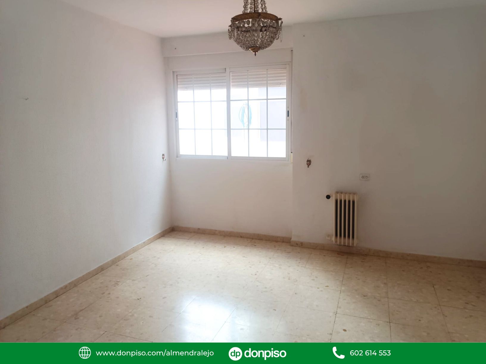 Bedroom of Apartment for sale in Almendralejo  with Terrace